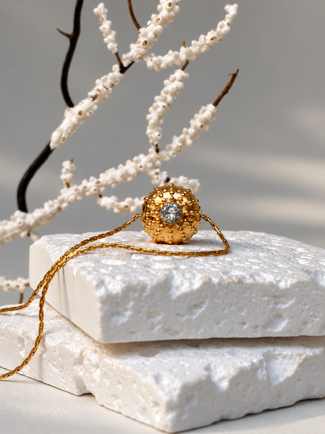 Collier Gold plated Ursinu Azul - exclusif chez Kaküka Jewelry