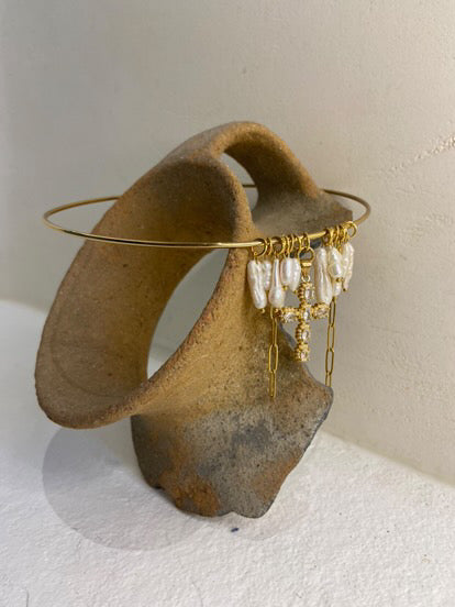 Collier jonc légitime