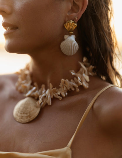 Collier Gold wave