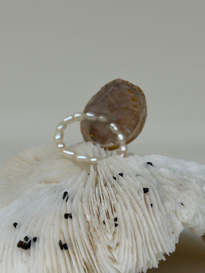 Bague Ormeau nacré et feuille d’or
