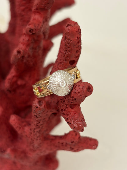 Bague Secret of the Sea - or laminé/oxyde zirconium   et argent massif oursin - exclusif Kaküka taille 49/50