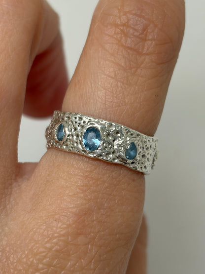 Bague Miléade - argent 950 et tanzanite - pièce unique artisanale Kaküka Jewelry ©️